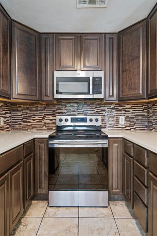 1912 Terry LN, Georgetown, TX 78628