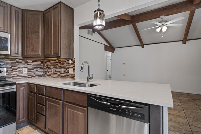 1912 Terry LN, Georgetown, TX 78628