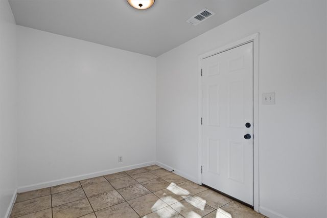 1912 Terry LN, Georgetown, TX 78628