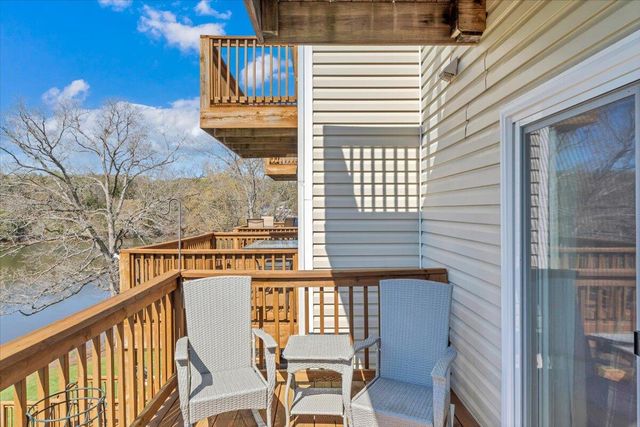 475 Cambridge Ct Unit E2, Hardy, VA 24101