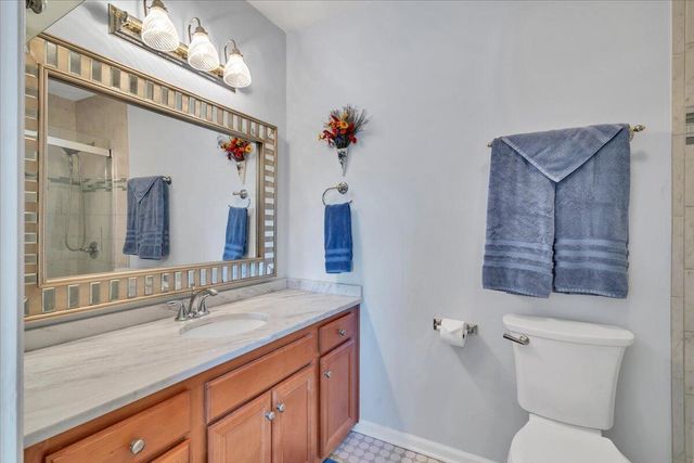 475 Cambridge Ct Unit E2, Hardy, VA 24101