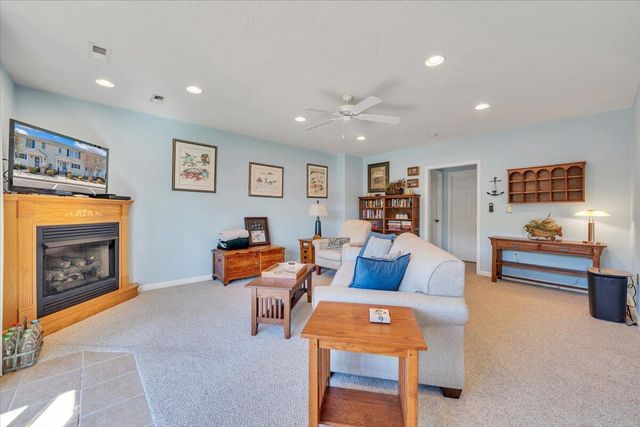 475 Cambridge Ct Unit E2, Hardy, VA 24101
