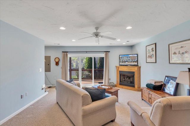 475 Cambridge Ct Unit E2, Hardy, VA 24101