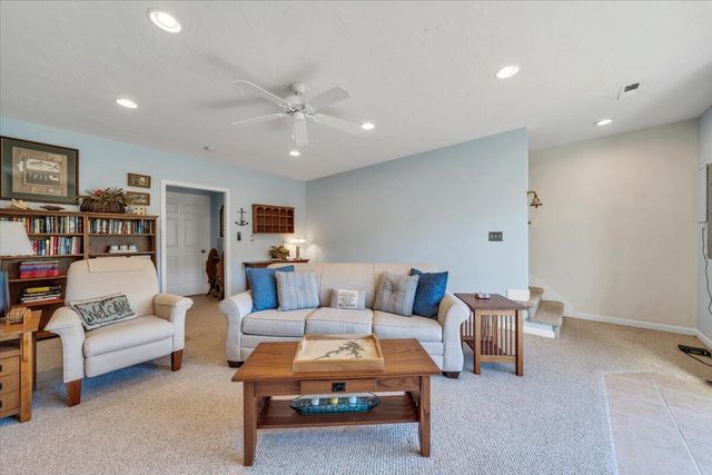 475 Cambridge Ct Unit E2, Hardy, VA 24101