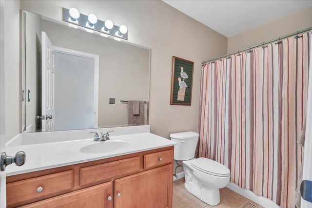 475 Cambridge Ct Unit E2, Hardy, VA 24101