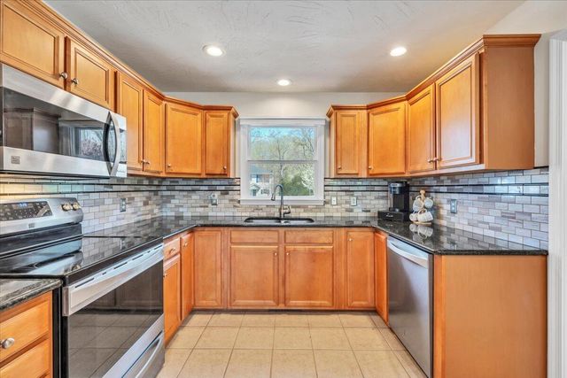 475 Cambridge Ct Unit E2, Hardy, VA 24101