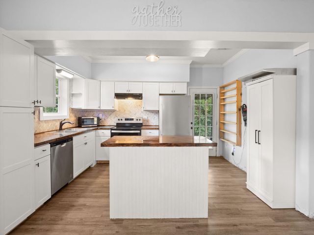 136 Harper Valley Rd, Deridder, LA 70634