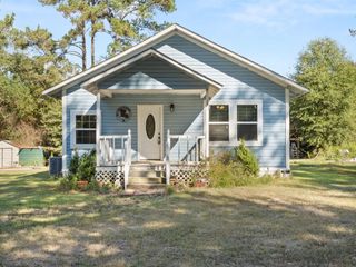 136 Harper Valley Rd, Deridder, LA 70634