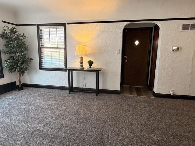 4235 W Fairmount AVENUE, Milwaukee, WI 53209