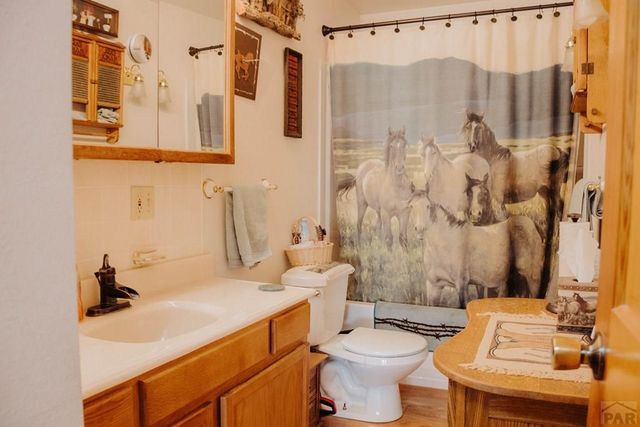 22661 Road 24, La Junta, CO 81050