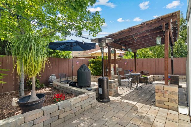 1130 Carrie St, Stockton, CA 95206