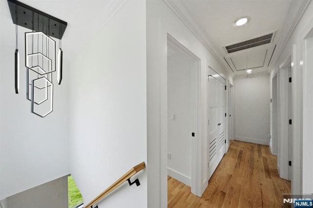 0-14 26th, Fair Lawn, NJ 07410