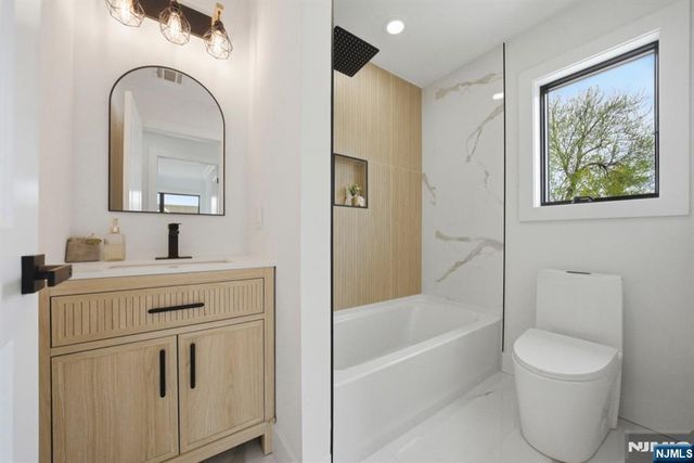 0-14 26th, Fair Lawn, NJ 07410