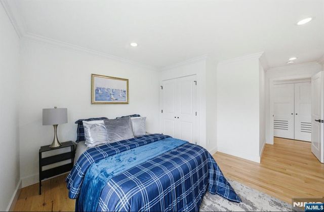 0-14 26th, Fair Lawn, NJ 07410