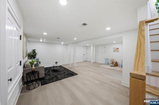 0-14 26th, Fair Lawn, NJ 07410