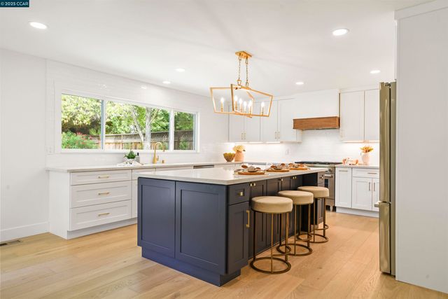 3715 Liscome Way, Concord, CA 94518