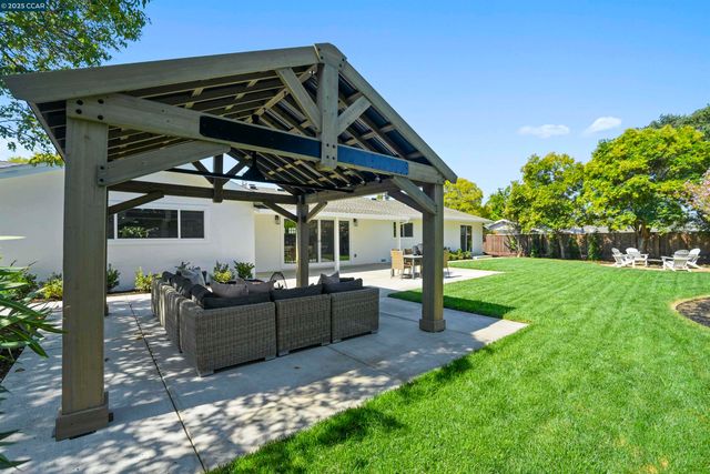 3715 Liscome Way, Concord, CA 94518