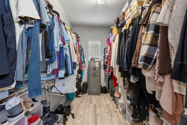 5906 FISHHAWK CROSSING BOULEVARD, Lithia, FL 33547