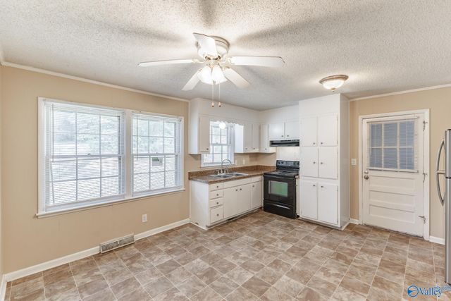 2505 Piney Branch Road NW, Huntsville, AL 35810