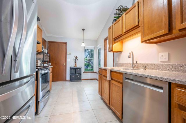 10443 OSPREY NEST Drive W, Jacksonville, FL 32257