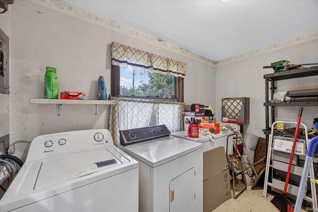 4014 W Belle Avenue, Bloomington, IN 47403