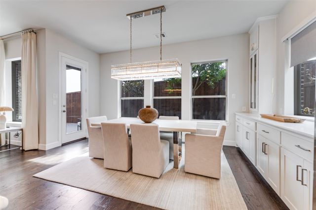 9136 Rock Daisy Court, Dallas, TX 75231