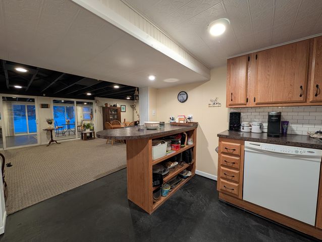 7030 N Maple Drive, Coloma, MI 49038