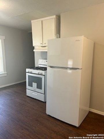 5534 San Fernando St Apt 1, San Antonio, TX 78237