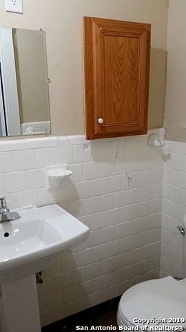 5534 San Fernando St Apt 1, San Antonio, TX 78237