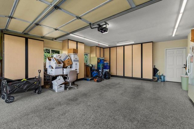 8071 Milnes Ave, Roseville, CA 95747