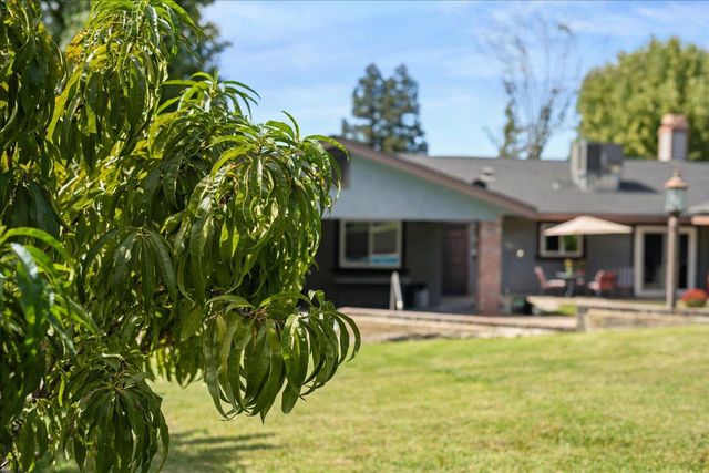 8071 Milnes Ave, Roseville, CA 95747