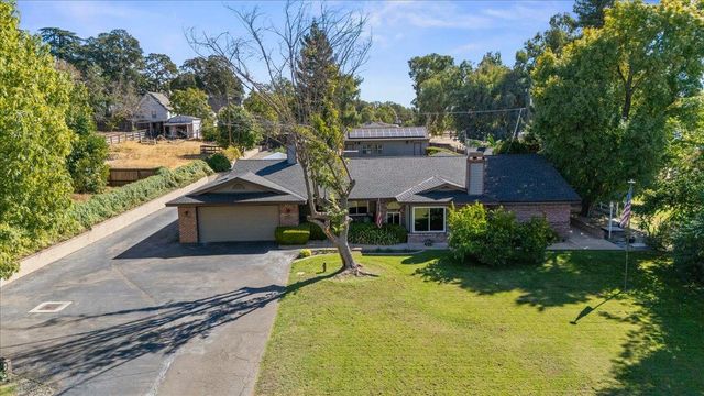 8071 Milnes Ave, Roseville, CA 95747