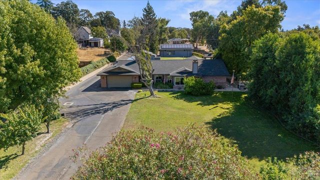 8071 Milnes Ave, Roseville, CA 95747