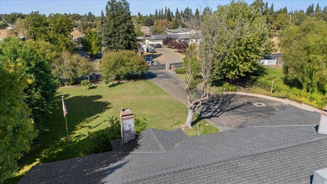 8071 Milnes Ave, Roseville, CA 95747