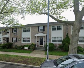 81-43 268 Street 292B, Floral Park, NY 11040