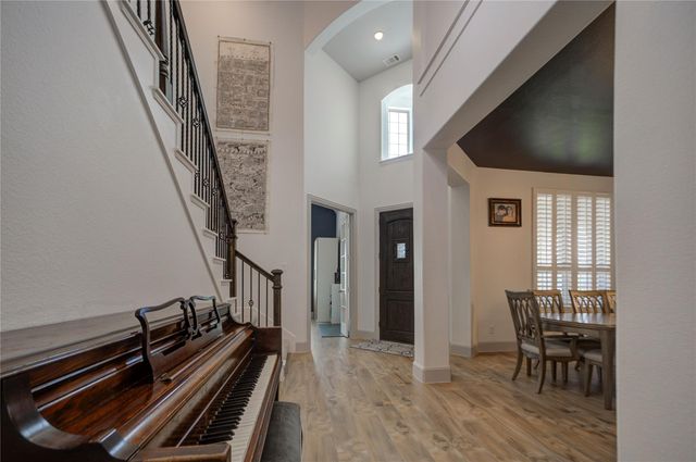 28287 Calaveras Lake Drive, Spring, TX 77386