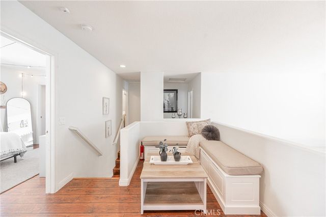 28692 Placerview, Saugus, CA 91390