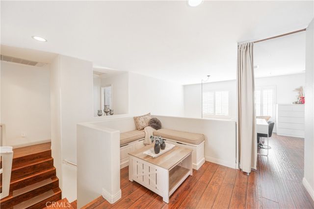 28692 Placerview, Saugus, CA 91390