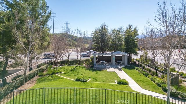 28692 Placerview, Saugus, CA 91390