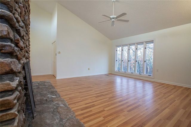 10780 South Point Lane, Dardanelle, AR 72834