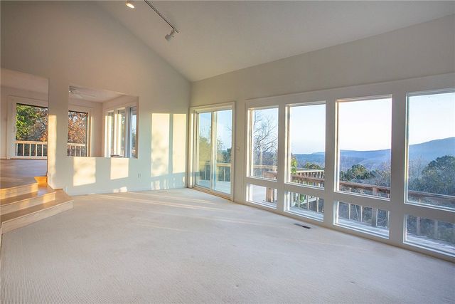 10780 South Point Lane, Dardanelle, AR 72834