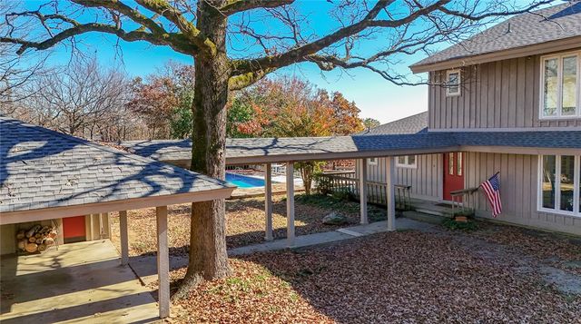 10780 South Point Lane, Dardanelle, AR 72834