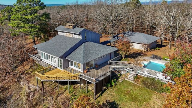 10780 South Point Lane, Dardanelle, AR 72834