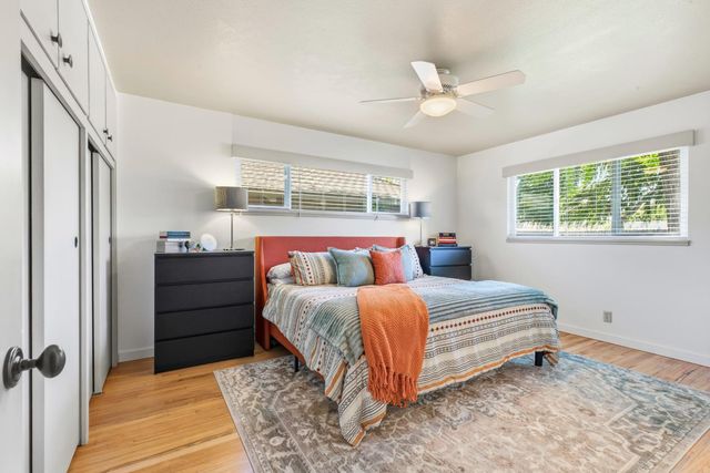 417 Little John Ln, Modesto, CA 95350