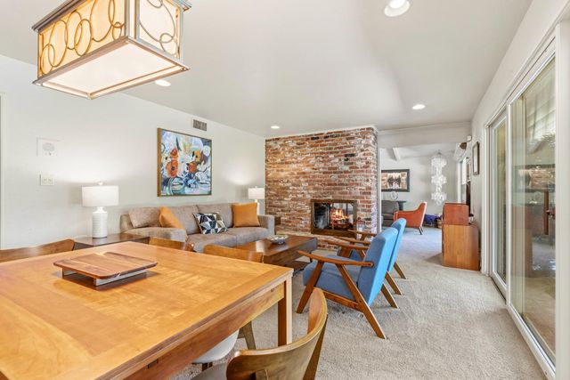 417 Little John Ln, Modesto, CA 95350