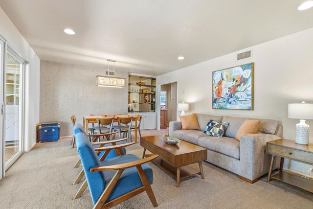 417 Little John Ln, Modesto, CA 95350