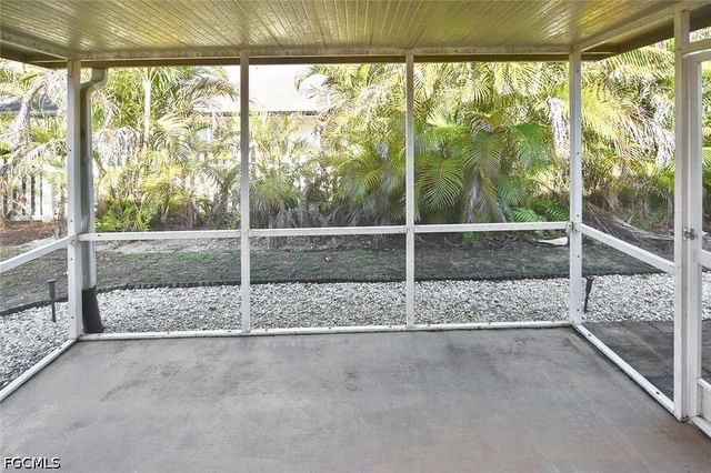 15065 Cloverdale DR, Fort Myers, FL 33919