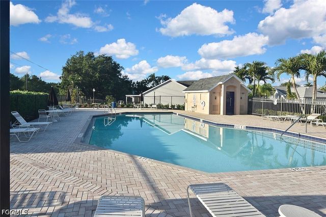 15065 Cloverdale DR, Fort Myers, FL 33919