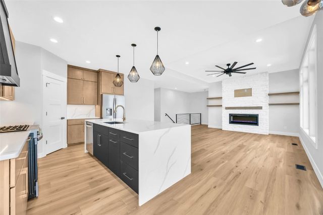 1526 Heartland Street, Fairfax, IA 52228