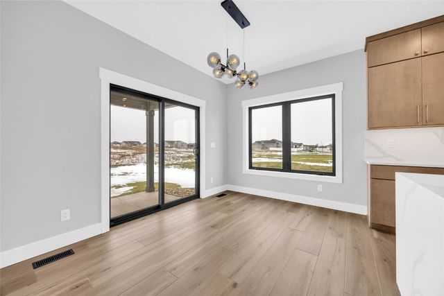 1526 Heartland Street, Fairfax, IA 52228